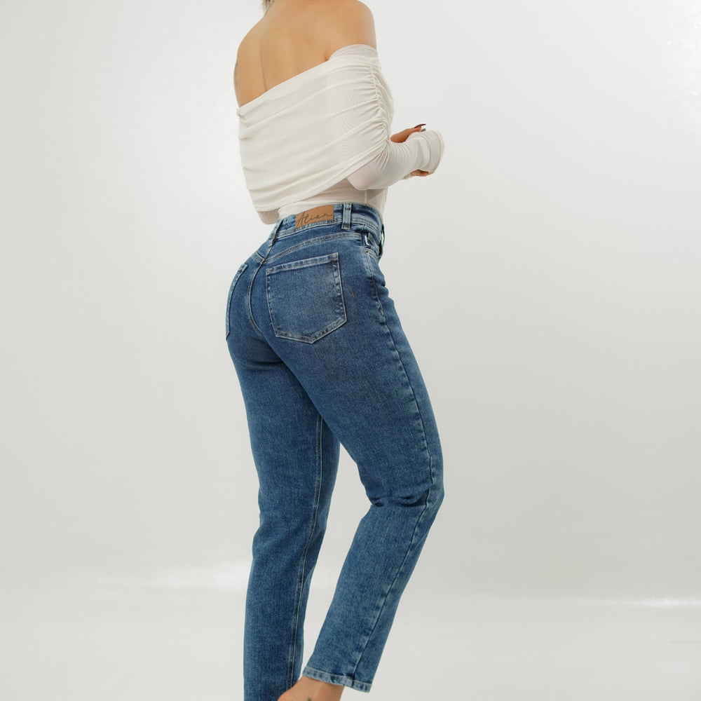 Roma 5 - Women's Classic Mid Rise Mom Jeans