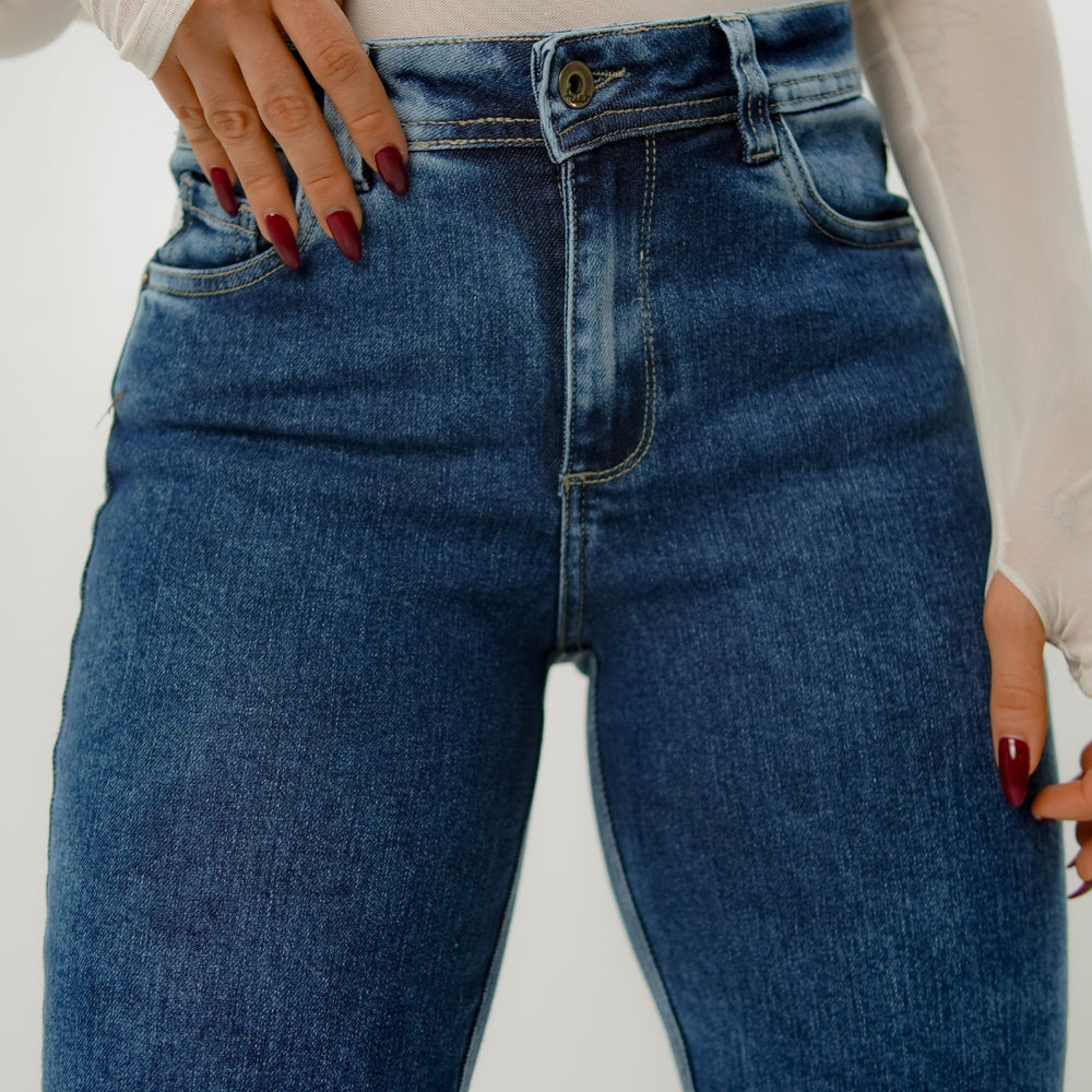
                      
                        Roma 5 - Women's Classic Mid Rise Mom Jeans
                      
                    