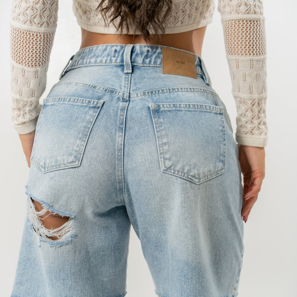 
                      
                        Women's Mid Rise Jorts RIPPED Light blue
                      
                    