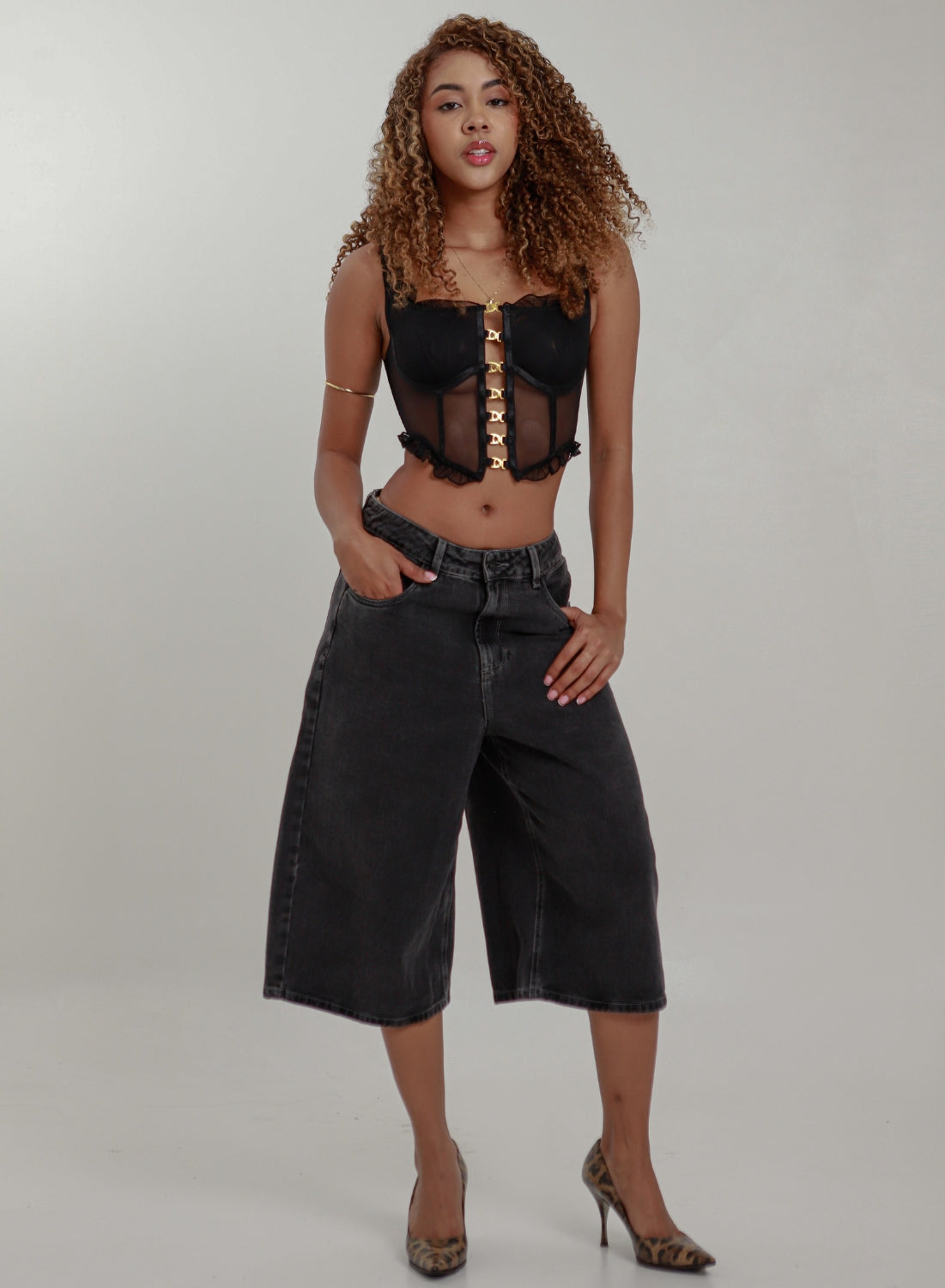 Women’s Mid Rise Long Jorts