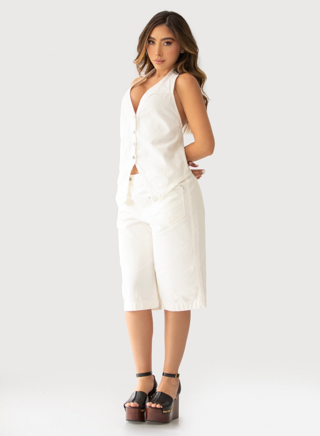  White  Women’s Mid Rise Jorts