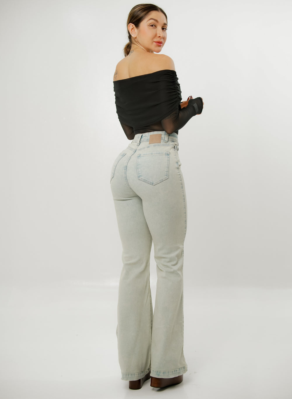 Women's High Rise Bootcut Jeans