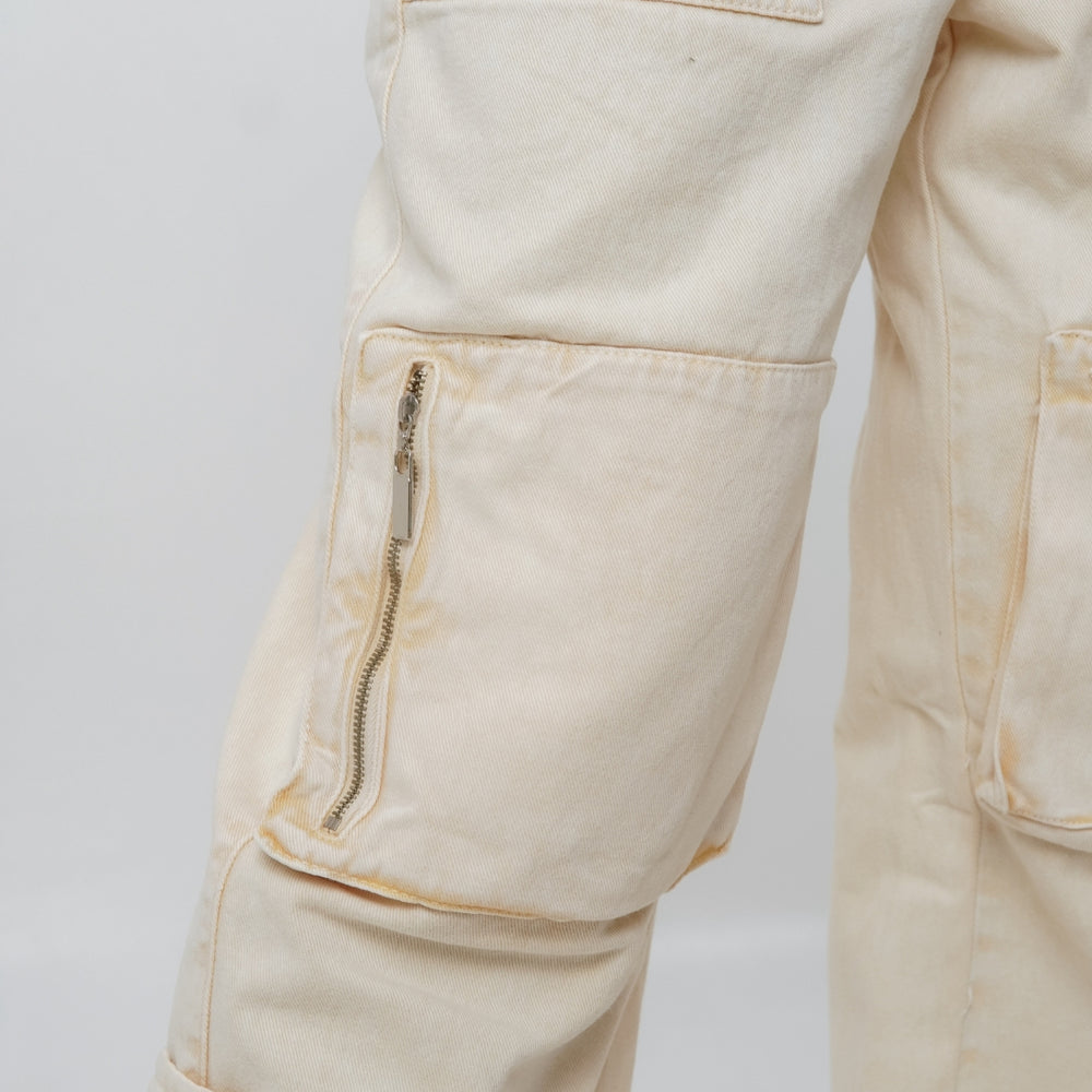 
                      
                        Women's Low Rise Cargo Alien Jeans
                      
                    