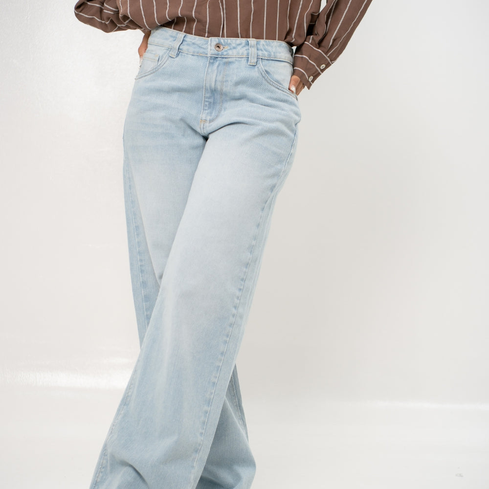 
                      
                         Women's Mid Rise Straight Jeans  LIGHT BUE ALIEN JEANS
                      
                    