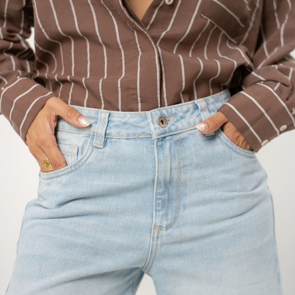 
                      
                         Women's Mid Rise Straight Jeans  LIGHT BUE ALIEN JEANS
                      
                    