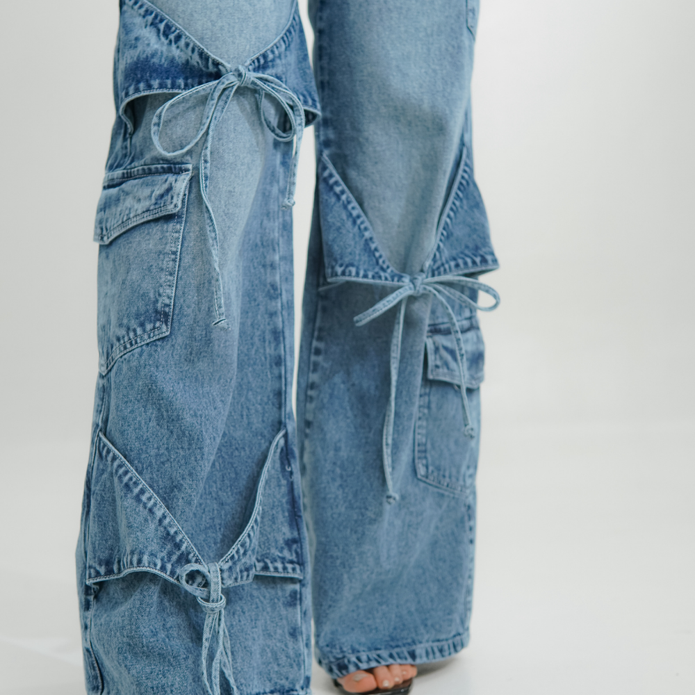
                      
                        Women's Mid Rise Blue  Cargo Jeans Summer
                      
                    