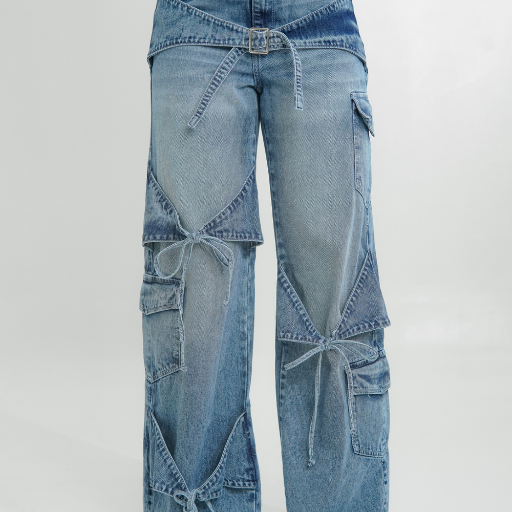 
                      
                        Women's Mid Rise Blue  Cargo Jeans Summer
                      
                    