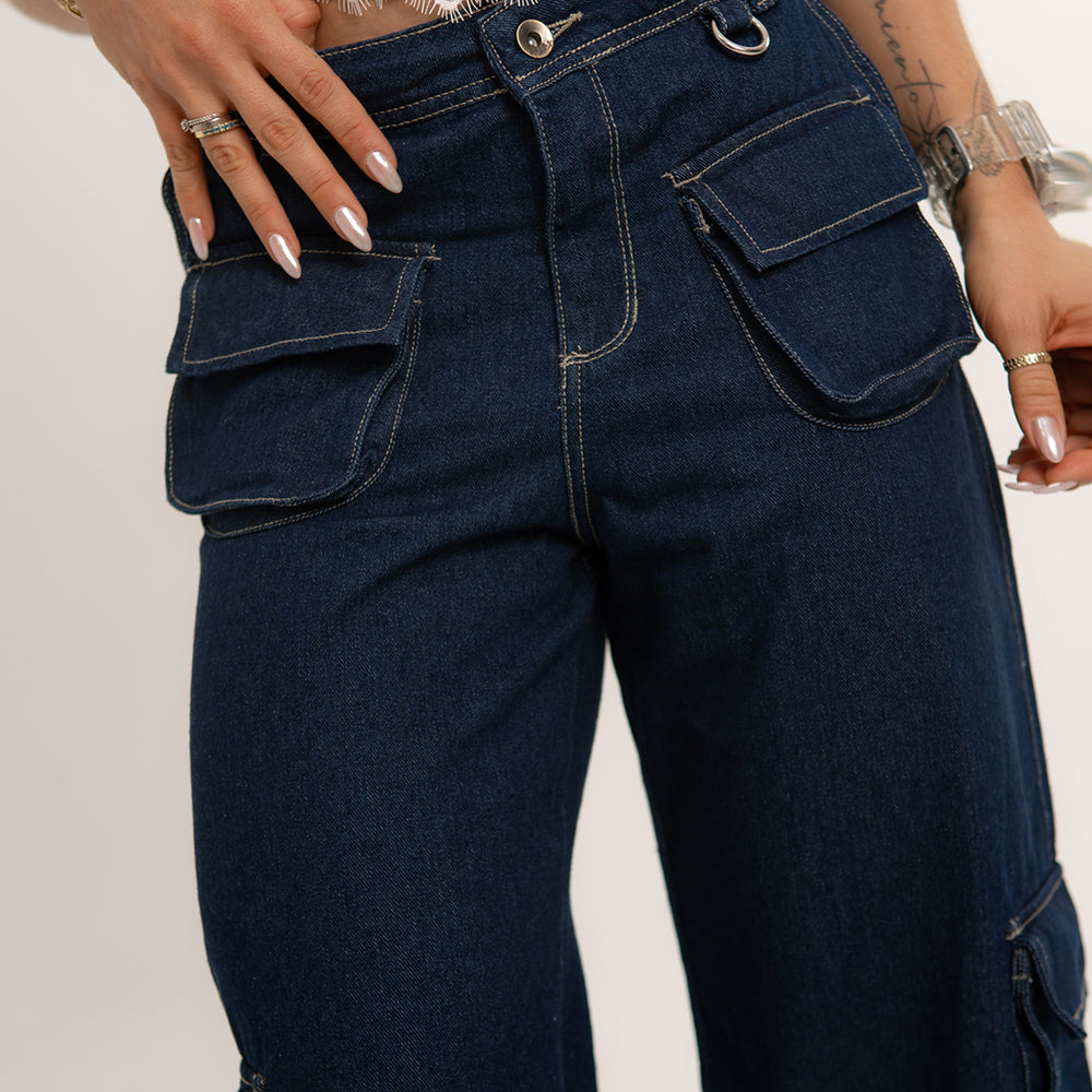
                      
                        CARGO JEANS
                      
                    