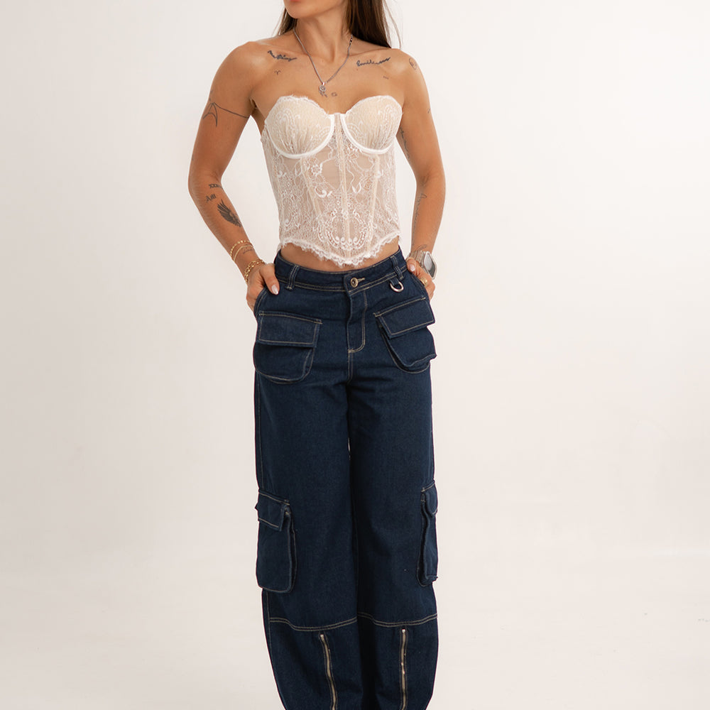 
                      
                        CARGO JEANS
                      
                    