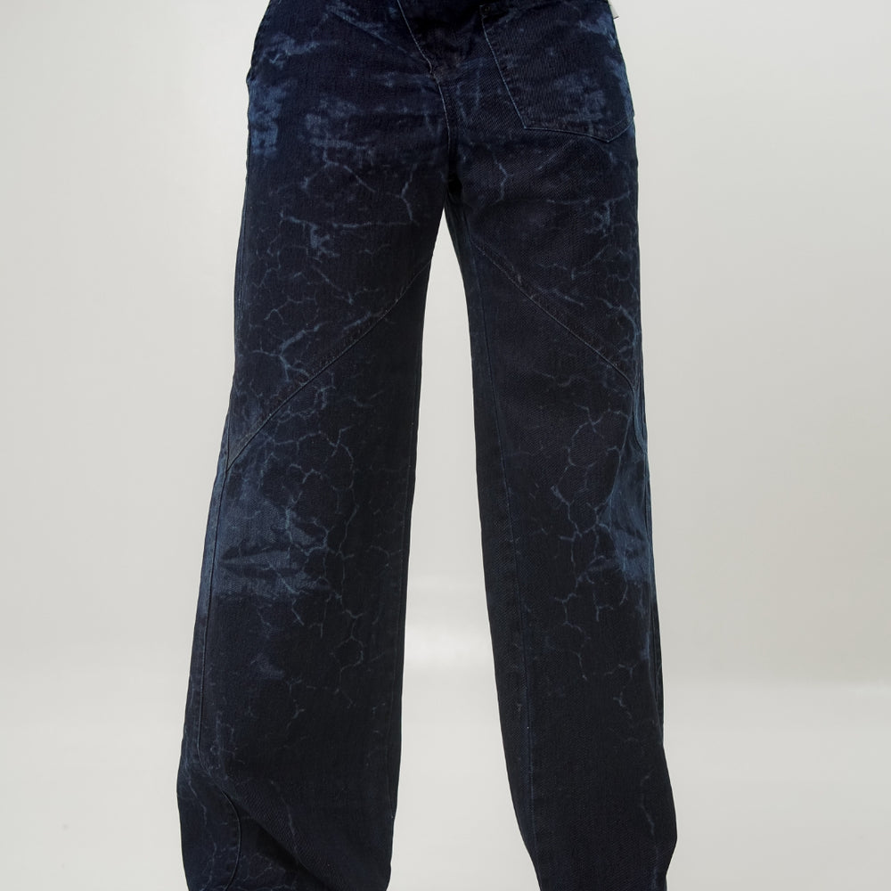 
                      
                        Women's Low Rise Straight Dark Blue Jeans with Lasser effect 
                      
                    